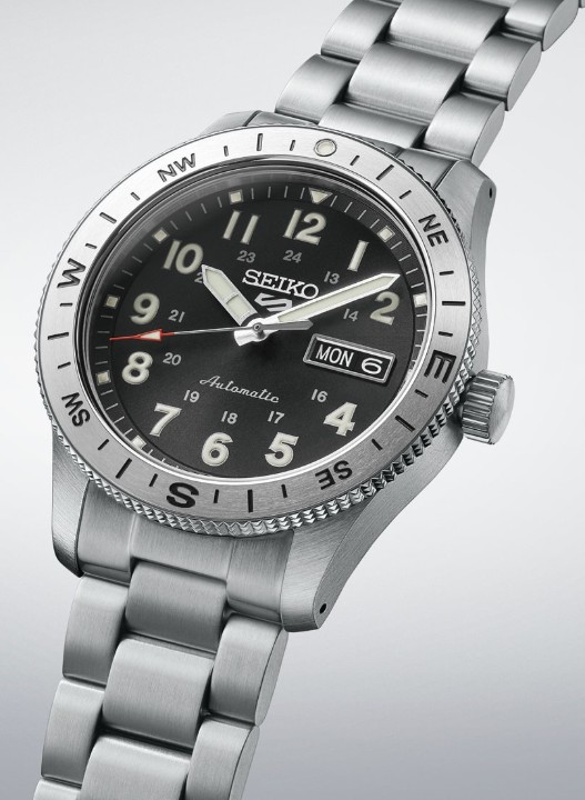 Bild von Seiko 5 Sports Field Style