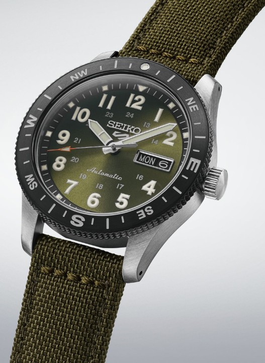 Obrázek Seiko 5 Sports Field Style