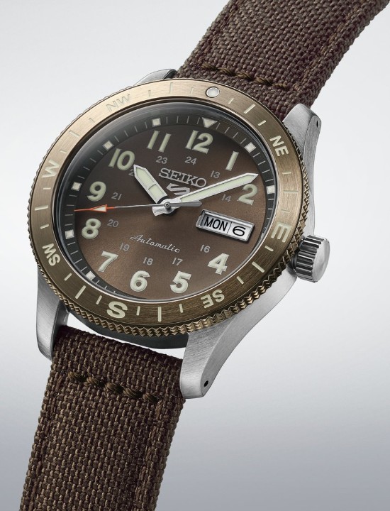 Obrázek Seiko 5 Sports Field Style