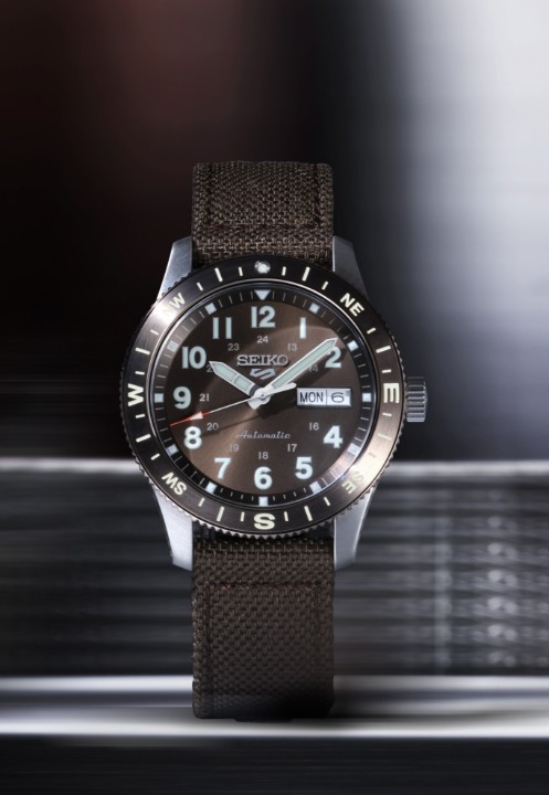 Obrázek Seiko 5 Sports Field Style