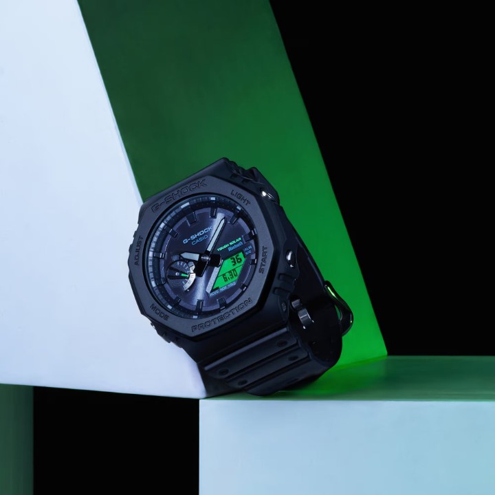 Obrázek Casio G-Shock Carbon Core Guard Tough Solar Bluetooth Black and Electro Green