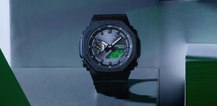 Obrázek Casio G-Shock Carbon Core Guard Tough Solar Bluetooth Black and Electro Green