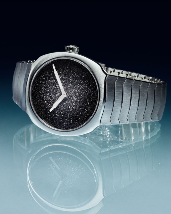 Bild von H. Moser & Cie Streamliner Two Hands Silver Fumé