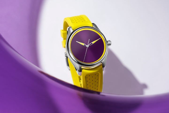 Bild von H. Moser & Cie Pioneer Centre Seconds Sun Berry