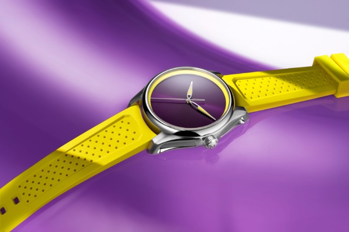 Bild von H. Moser & Cie Pioneer Centre Seconds Sun Berry
