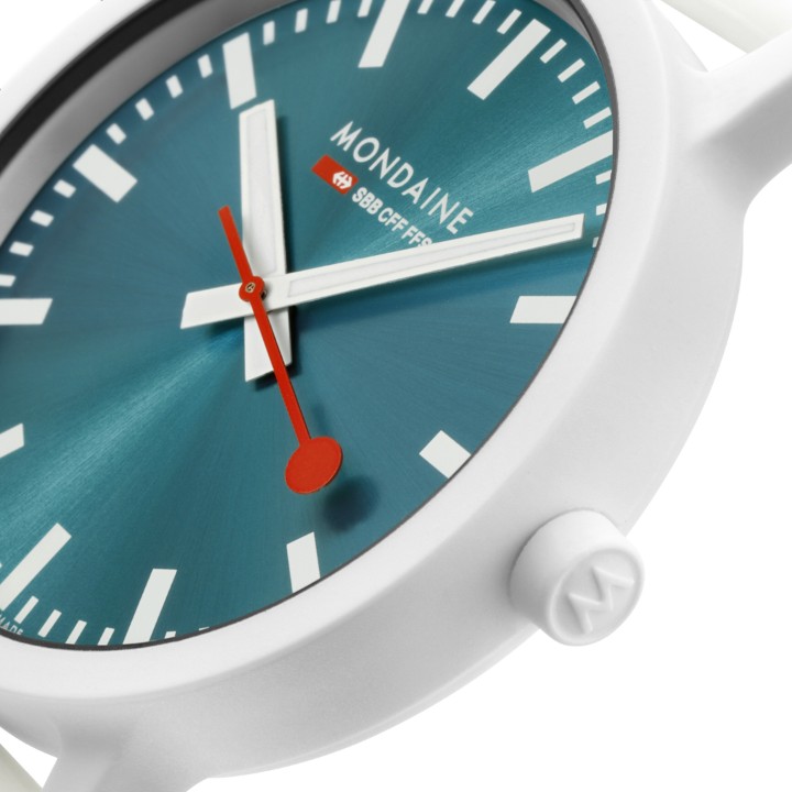 Bild von Mondaine Essence Transformative Teal Limited Edition
