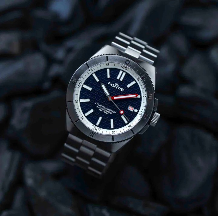Bild von Fortis Marinemaster M-40 Blue Japan