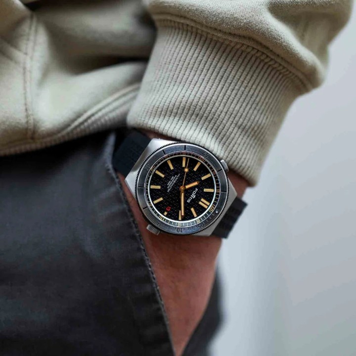 Bild von Fortis Marinemaster M-44 Black Resin