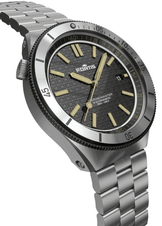 Bild von Fortis Marinemaster M-44 Black Resin