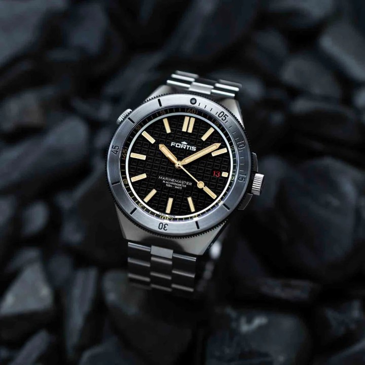 Bild von Fortis Marinemaster M-44 Black Resin