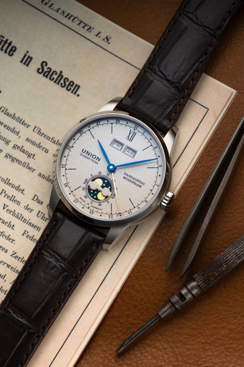 Bild von Union Glashütte 1893 Johannes Dürrstein Edition "Double Moon Phase"