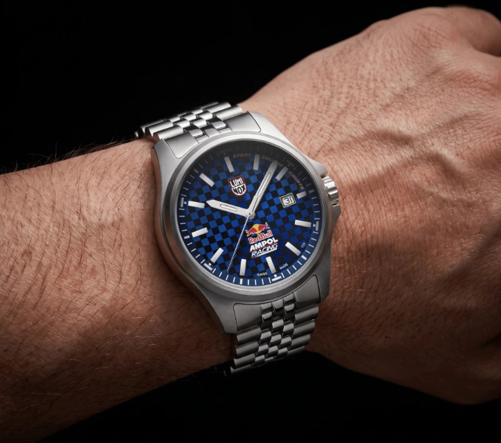 Obrázek Luminox Sport Timer 2520 Series Red Bull AMPOL Racing Limited Edition