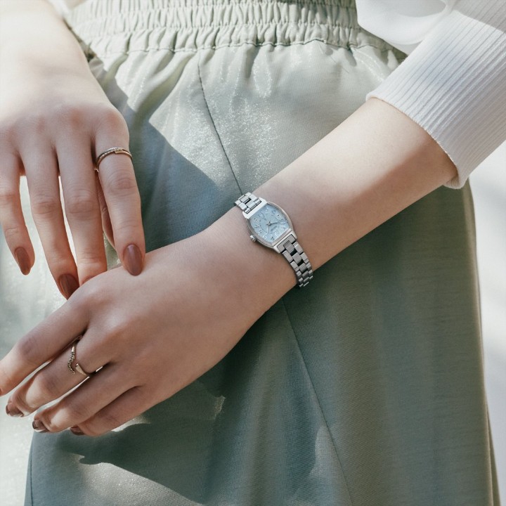 Bild von Seiko Quartz Lukia Happy