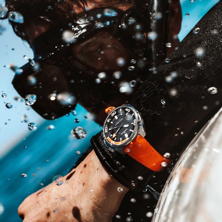 Obrázek Junghans Aquaris Diver