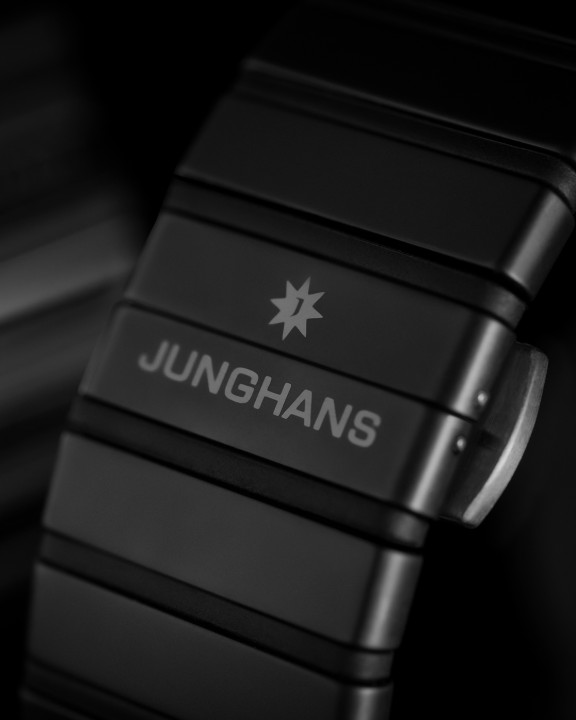 Obrázek Junghans Force Mega Solar