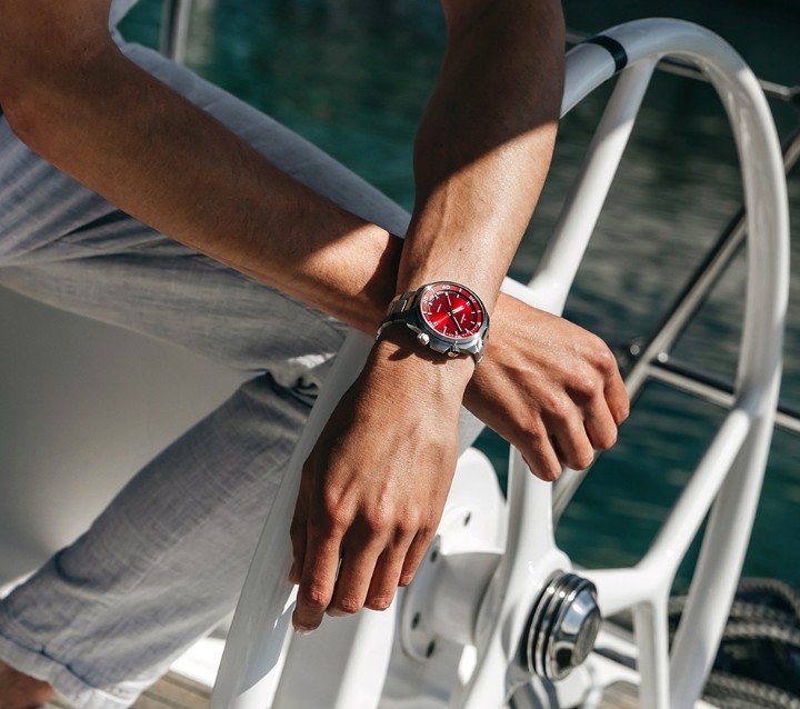Obrázek Junghans Aquaris Red