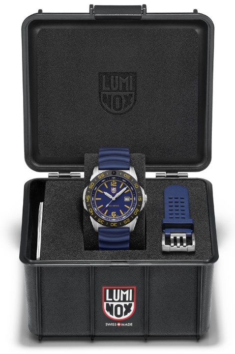 Obrázek Luminox Pacific Diver 3120 Series Force Blue