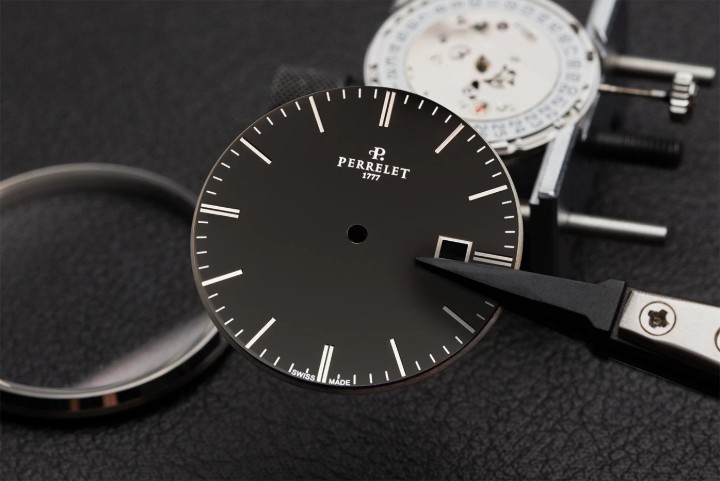 Obrázek Perrelet Weekend Onyx