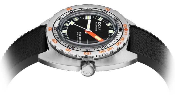 Bild von Doxa SUB 300 Ti5 Sharkhunter