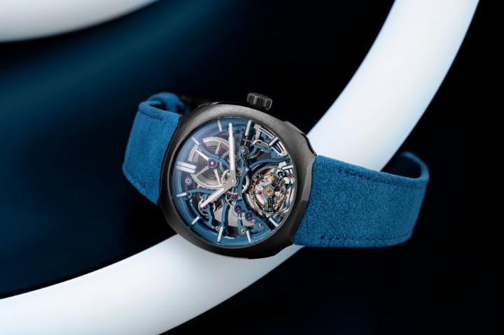 Obrázek H. Moser & Cie Streamliner Tourbillon Skeleton Ceramic Alpine Limited Edition