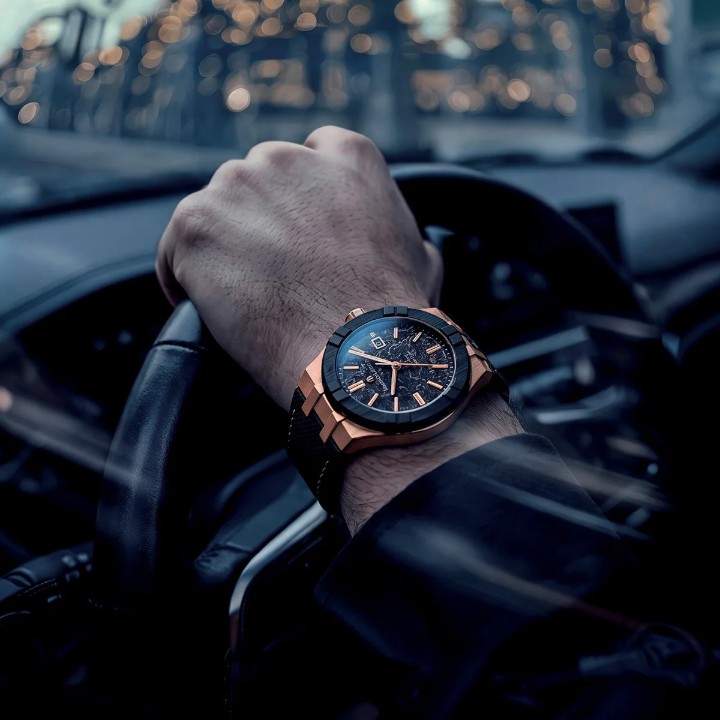 Bild von Maurice Lacroix Aikon-ic Frozen Carbon Bronze Limited Edition