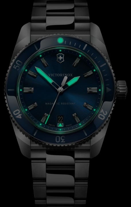 Bild von Victorinox Maverick Quartz