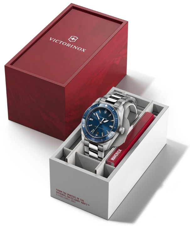Bild von Victorinox Maverick Quartz