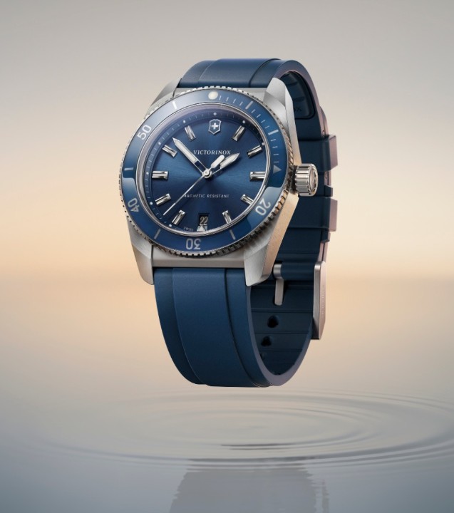 Bild von Victorinox Maverick Quartz