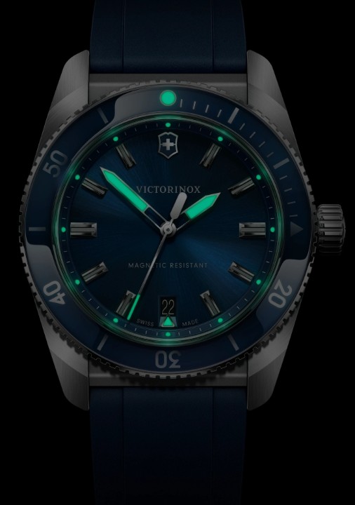 Bild von Victorinox Maverick Quartz