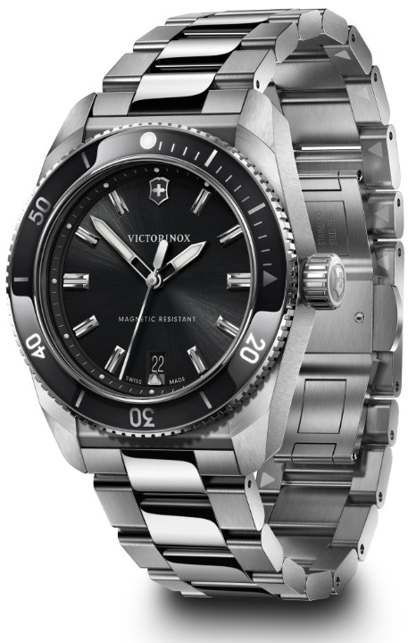 Bild von Victorinox Maverick Quartz