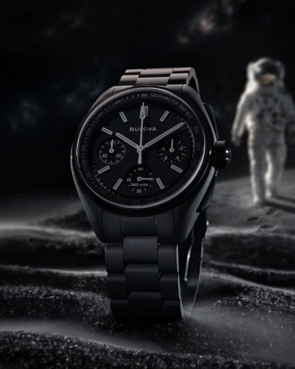 Obrázek Bulova Lunar Pilot Chronograph The Black Hole Limited Edition
