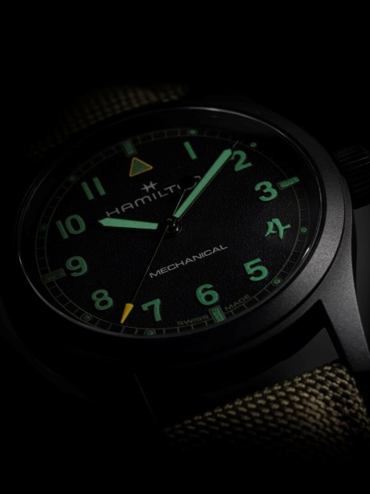 Bild von Hamilton Khaki Field Mechanical Call of Duty Modern Warfare 4 Special Edition