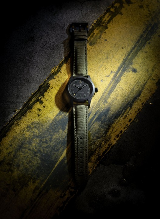 Bild von Hamilton Khaki Field Mechanical Call of Duty Modern Warfare 4 Special Edition