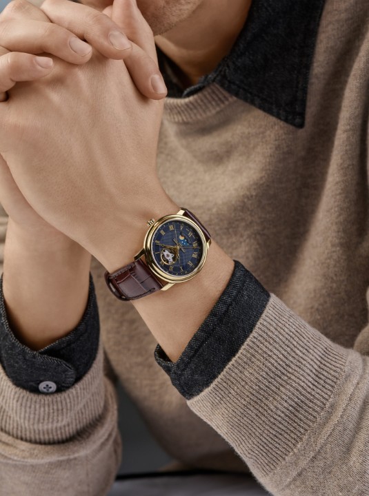 Bild von Frederique Constant Classics Heart Beat Moonphase